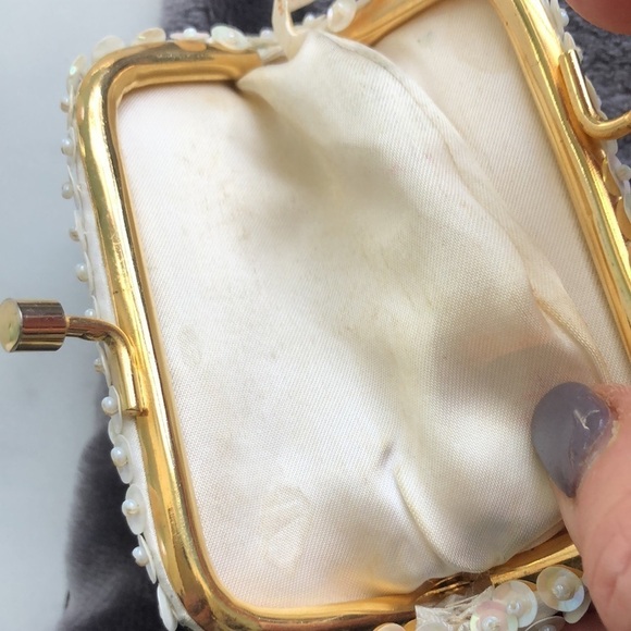 Vintage Handmade Delill Sequined and Beaded Coin Purse - Picture 8 of 8